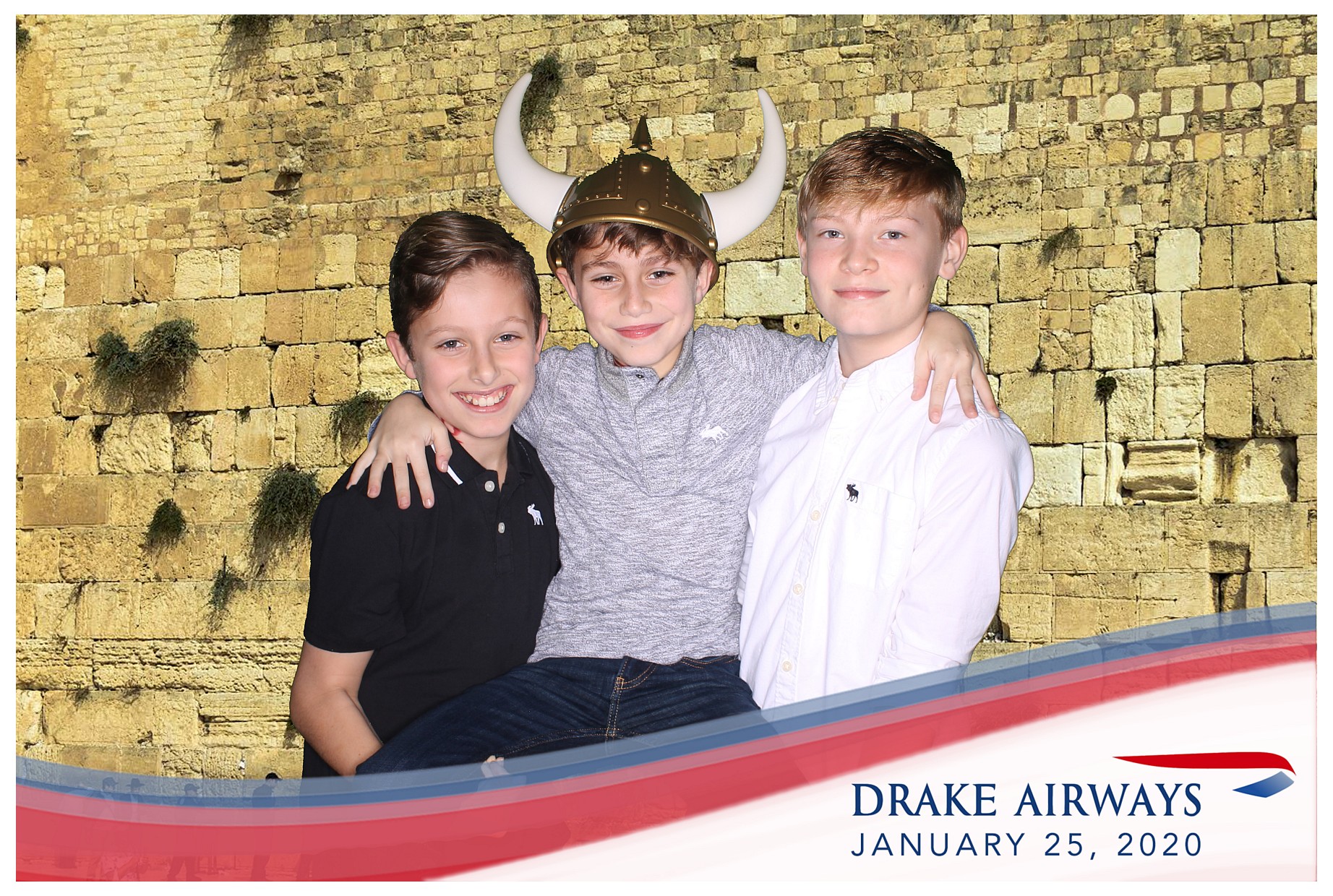 Drake Airways | View more photos from the event at gallery.photoboothcincy.com/u/PhotoBoothCincy/Drake-Airways
